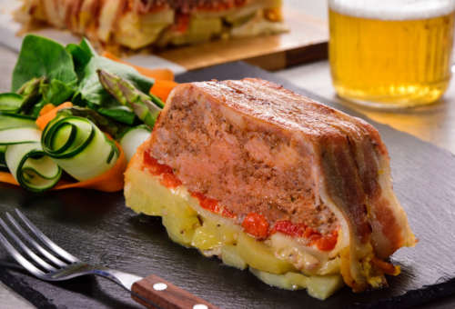 Мексиканский мясной рулет с картофельным омлетом